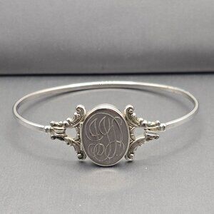 VTG Avon “Yesterday’s Memories” Locket Bracelet 6.75" Silver Tone JJS Monogram